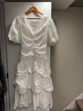 FARM Rio White Eyelet Lace Tiered Midi Dress